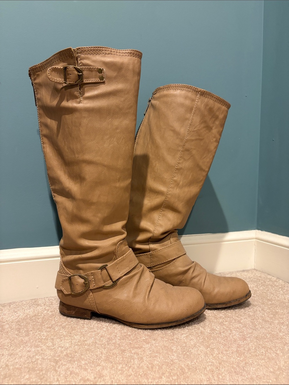 Classic Knee-High Buckle Riding Boots in Tan